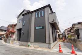 高槻市寿町3丁目 一戸建て