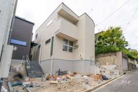 高槻市安岡寺町5丁目 一戸建て
