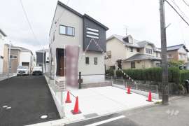 瀬戸市東寺山町 一戸建て
