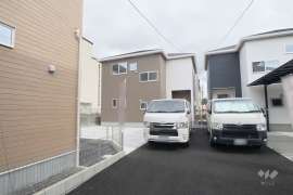 瀬戸市東寺山町 一戸建て