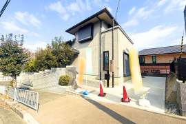 川西市萩原台西3丁目 一戸建て