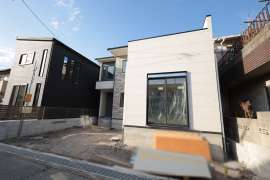 宝塚市福井町 一戸建て