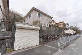 高槻市南平台3丁目 一戸建て