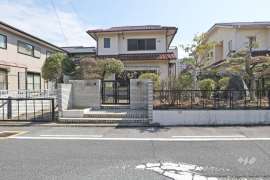 瀬戸市緑町2丁目 一戸建て