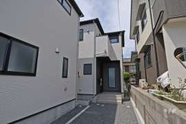 春日井市弥生町1丁目 一戸建て