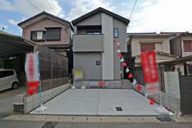名古屋市緑区鳴海町字中汐田 一戸建て