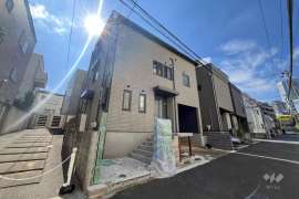 渋谷区代々木3丁目 一戸建て