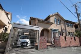 宝塚市千種3丁目 一戸建て