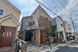 伊丹市寺本6丁目 一戸建て