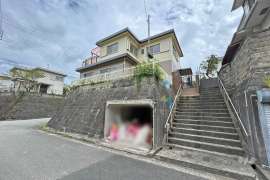 川西市湯山台2丁目 一戸建て
