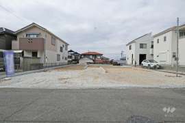 瀬戸市東長根町 一戸建て