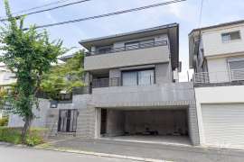 高槻市岡本町 一戸建て