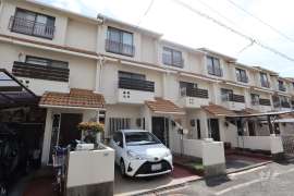 豊中市長興寺南1丁目 テラスハウス