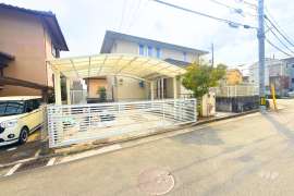 川辺郡猪名川町白金2丁目 一戸建て