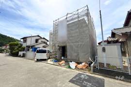 川辺郡猪名川町伏見台4丁目 一戸建て