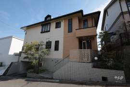 宝塚市逆瀬台3丁目 一戸建て