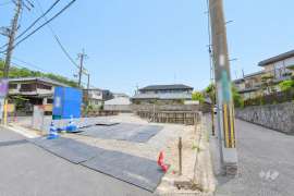 高槻市南平台2丁目 一戸建て