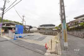 高槻市南平台2丁目 一戸建て