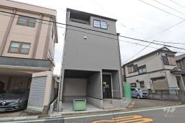 川口市末広3丁目 一戸建て