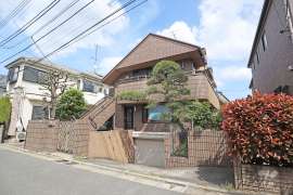 世田谷区成城9丁目 一戸建て