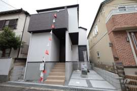 箕面市新稲5丁目 一戸建て