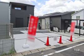 瀬戸市塩草が丘4丁目 一戸建て