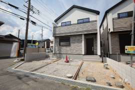 宝塚市末成町 一戸建て