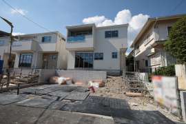 宝塚市中山五月台2丁目 一戸建て