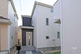 春日井市上条町8丁目 一戸建て