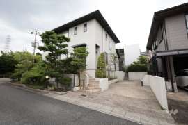 宝塚市山手台西2丁目 一戸建て
