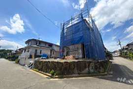 川西市清和台西5丁目 一戸建て
