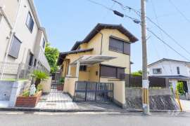 高槻市日吉台六番町 一戸建て