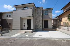 宝塚市中山五月台4丁目 一戸建て