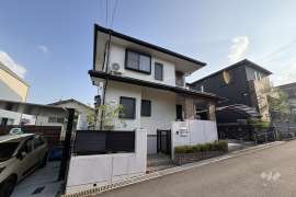 高槻市東城山町 一戸建て