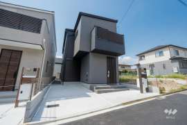 高槻市日吉台六番町 一戸建て