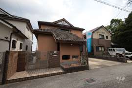 宝塚市泉ガ丘 一戸建て
