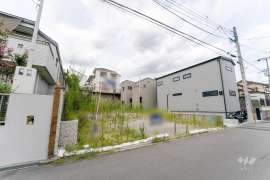 高槻市日吉台二番町 一戸建て