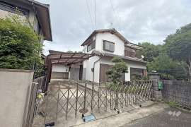 川西市清和台東5丁目 一戸建て