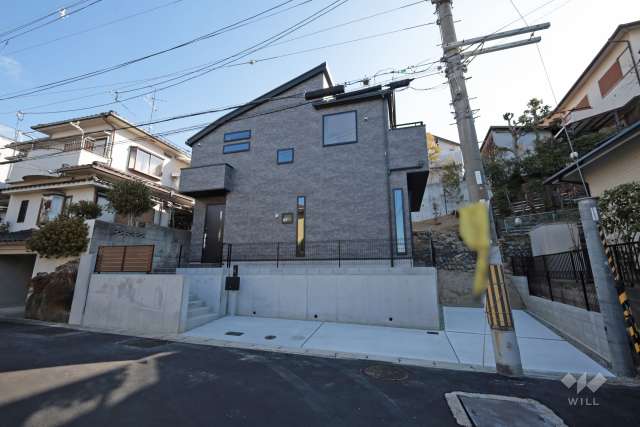 箕面烧 箕面市桜ケ丘5丁目 新築一戸建て(建物98.74㎡・土地184.5