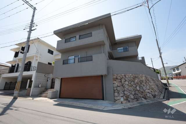 宝塚市千種4丁目 中古一戸建て（建物220.86㎡・土地229.85㎡）｜ウィル