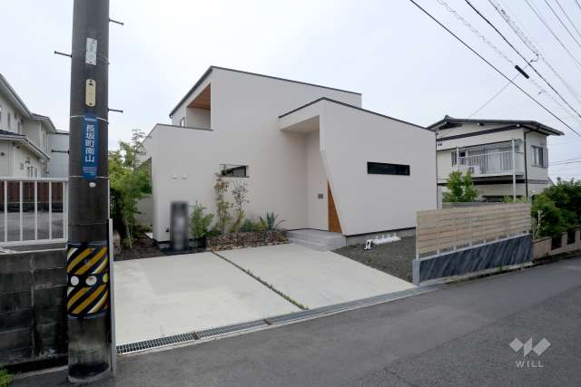 尾張旭市長坂町南山 中古一戸建て（建物105.58㎡・土地191.28