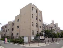 金塚小学校
