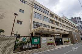 高津小学校