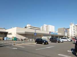 万代 魚崎店