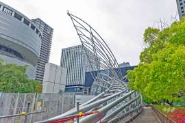 国立国際美術館1