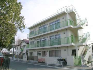 川西共同保育園