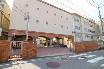 宝塚小学校