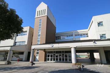 山手台中学校