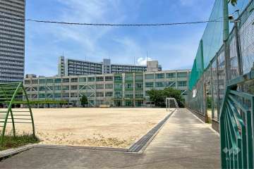 鳴尾南中学校