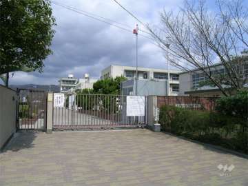 西南小学校